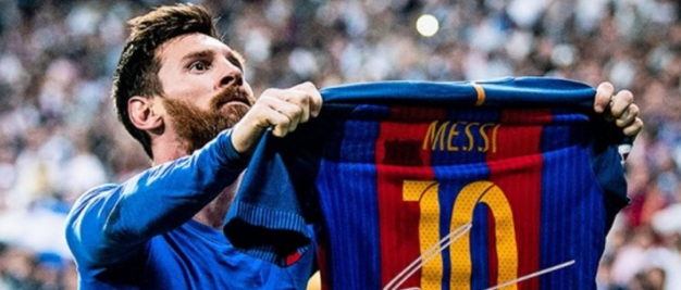 Chấp nhận giảm lương thấp kỷ lục, Messi ở lại Barca - Ảnh 1.