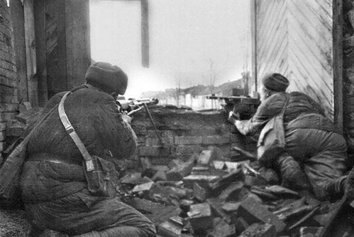 Trung đội Liên Xô và 59 ngày tử thủ ở Stalingrad: Chỉ 4 người sống sót - Ảnh 2.