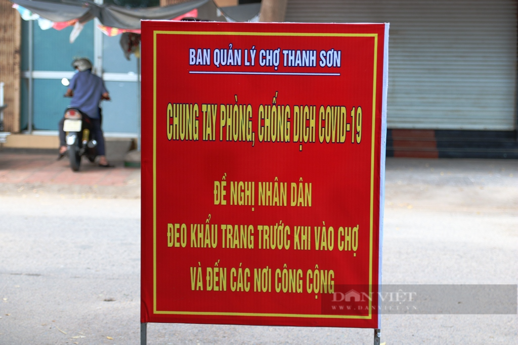 Ninh Thuận: Phố thị Phan Rang-Tháp Chàm vắng lặng ngày đầu giãn cách theo Chỉ thị 16 - Ảnh 13.