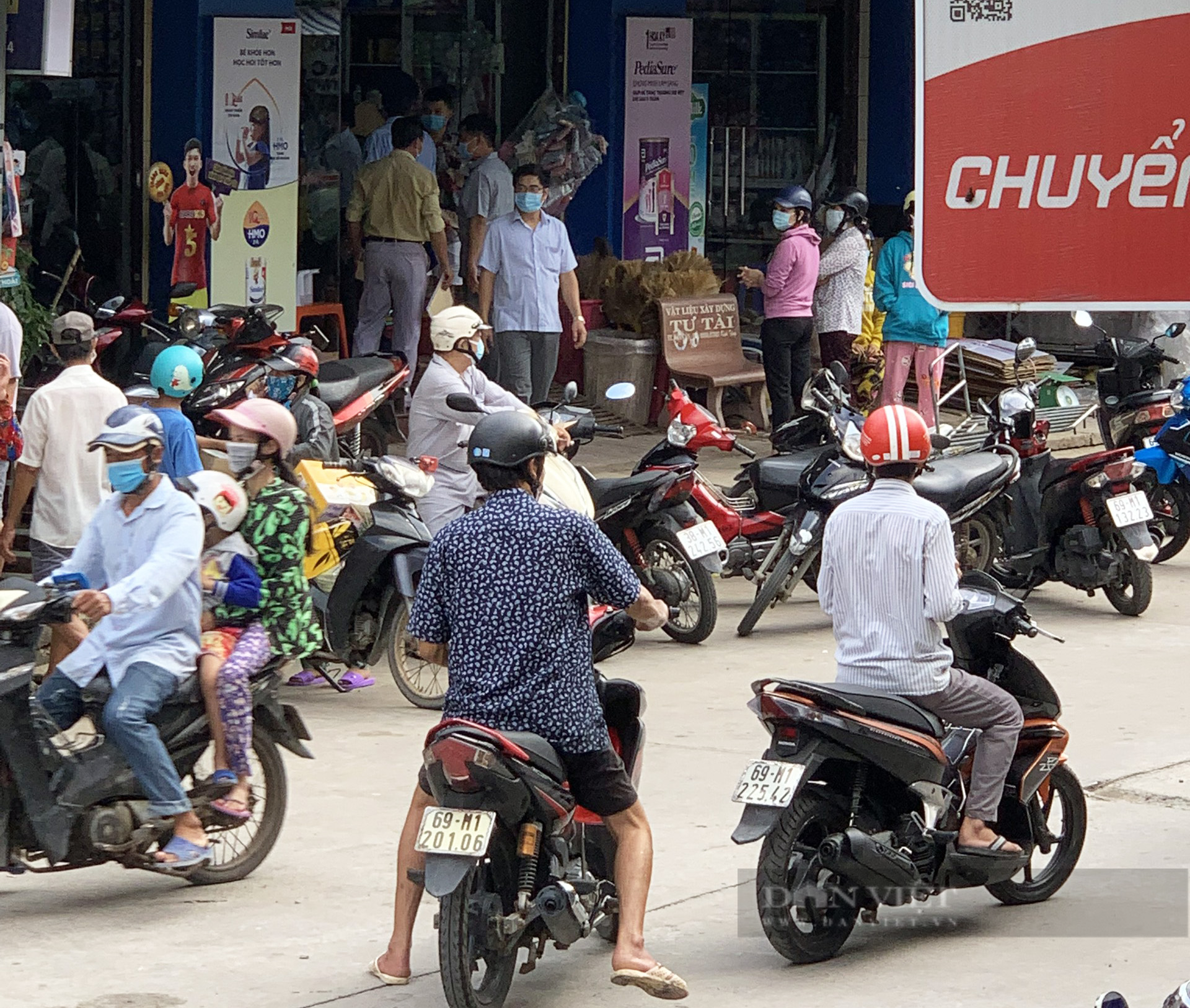 Cà Mau trước giờ giãn cách xã hội: Chủ động nhưng không hoảng loạn - Ảnh 8.