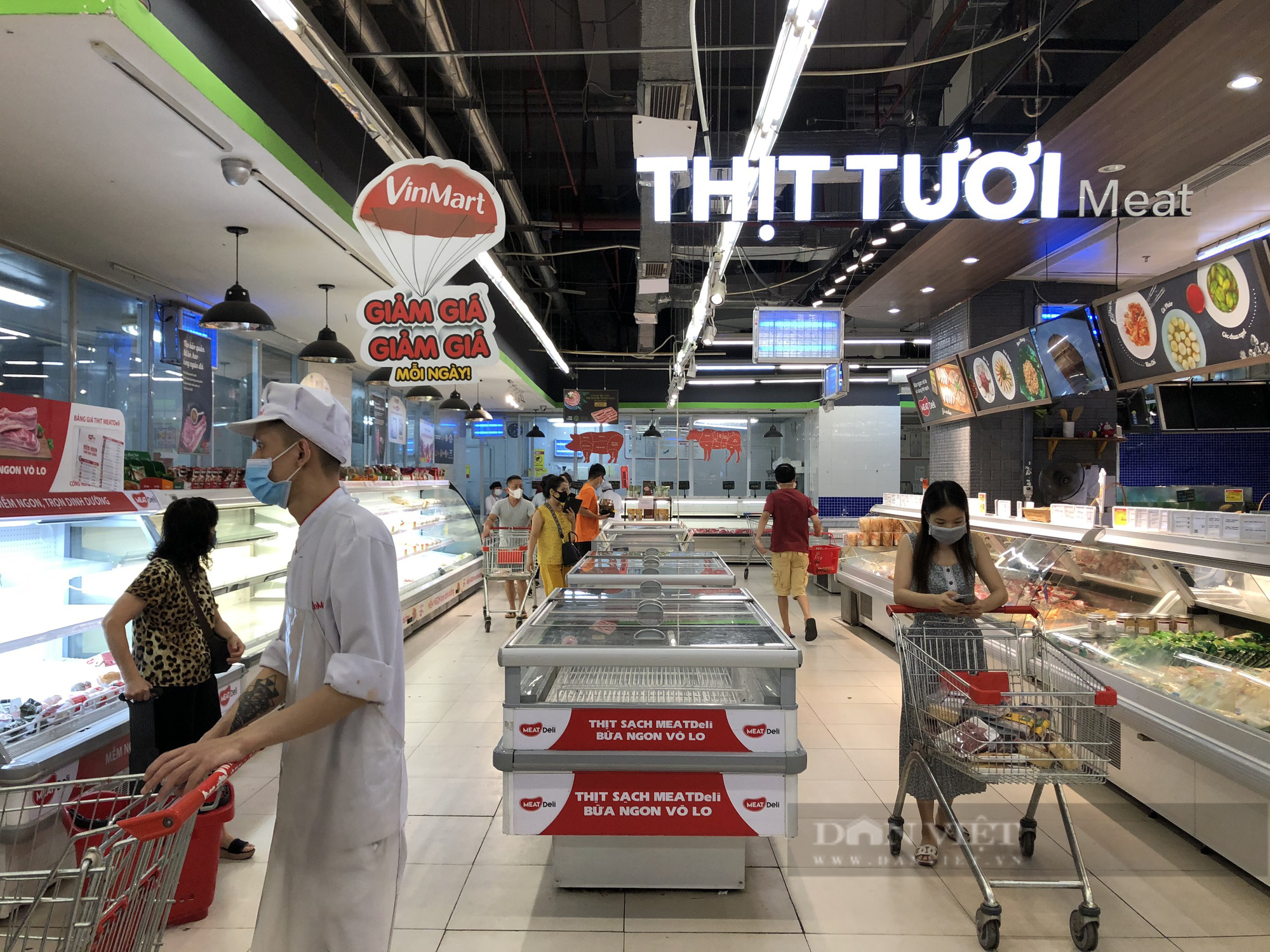 Thực phẩm tại siêu thị Hà Nội hết vèo trong nốt nhạc sau Công điện người dân ở tại nhà từ 0h ngày 19/7 - Ảnh 5.