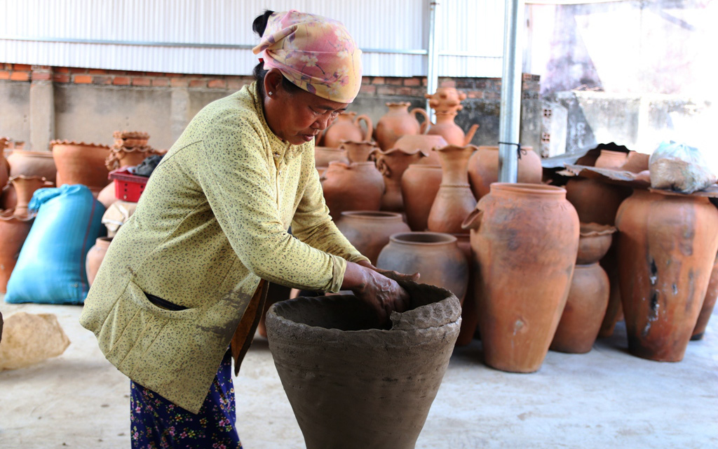 Chuyện lạ, chuyện huyền bí độc đáo ở làng gốm Bàu Trúc của dân tộc Chăm tỉnh Ninh Thuận