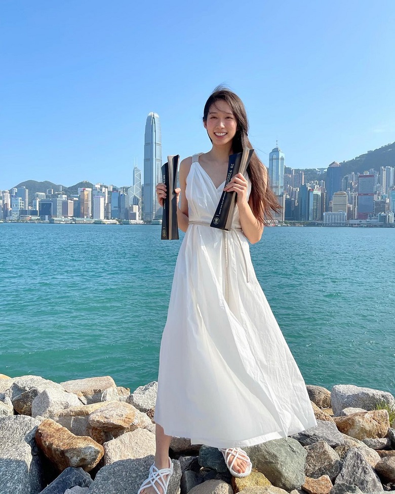Vẻ đẹp thiên thần của nữ kiếm sĩ Hongkong dự Olympic Tokyo 2021 - Ảnh 8.