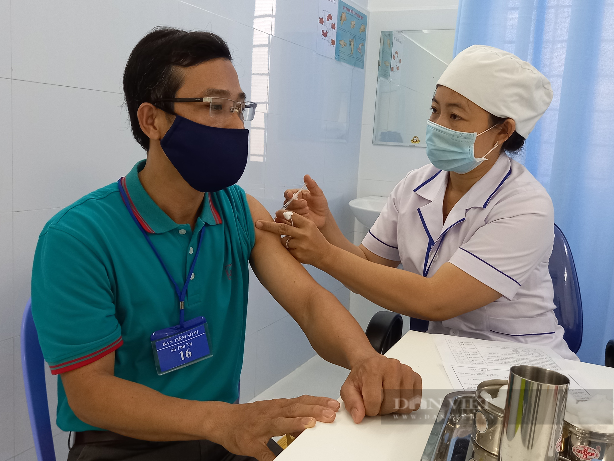 Phú Yên: 15.600 người sẽ được tiêm vắc xin phòng Covid-19 đợt 4 - Ảnh 1.