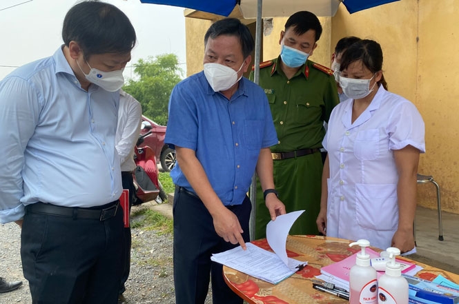 Phó Bí thư Thành ủy Hà Nội lưu ý địa bàn huyện Phú Xuyên có nguy cơ lây lan dịch rất cao  - Ảnh 1.