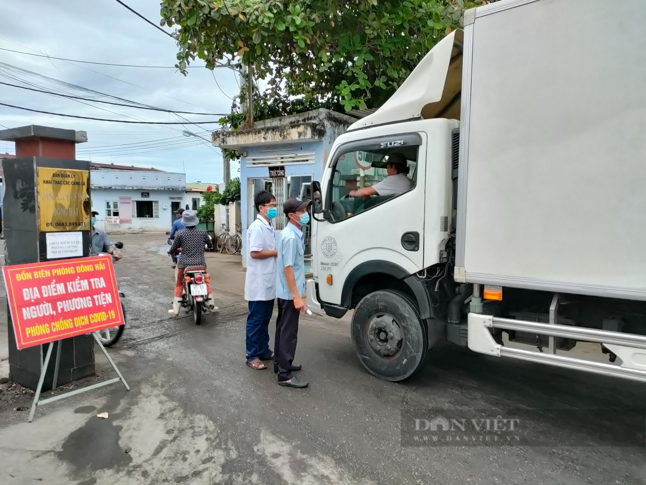 Ninh Thuận: Tạm ngưng hoạt động cảng cá Đông Hải để phòng chống dịch Covid-19 - Ảnh 1.