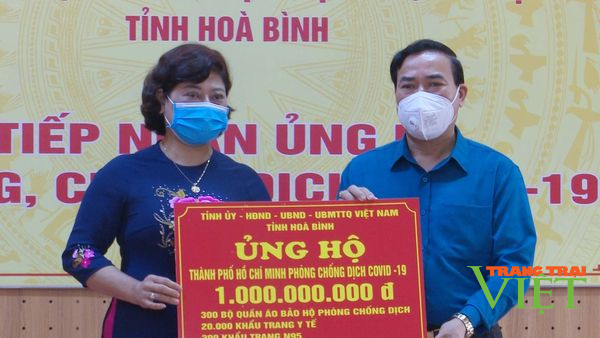 Hoà Bình: Ủng hộ TP. Hồ Chí Minh 1 tỷ đồng và quần áo bảo hộ, khẩu trang y tế phòng chống dịch Covid-19 - Ảnh 1.