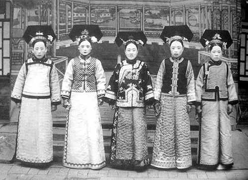Vương triều nhà Hán: 20.000 mỹ nữ phục vụ... 1 hoàng đế - Ảnh 2.