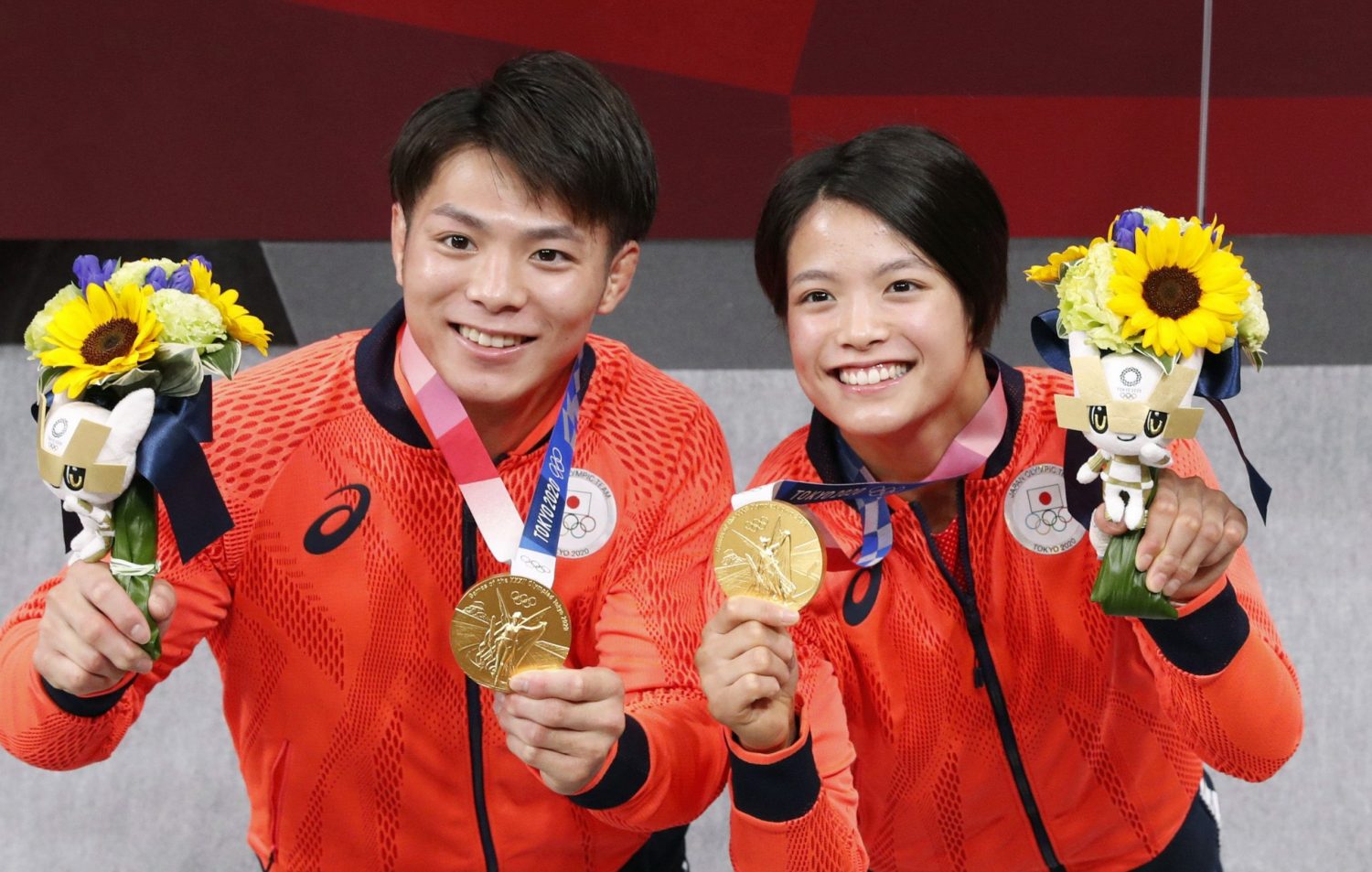 Chuyện lạ Olympic Tokyo: 2 anh em người Nhật cùng giành HCV trong 1 ngày - Ảnh 2.