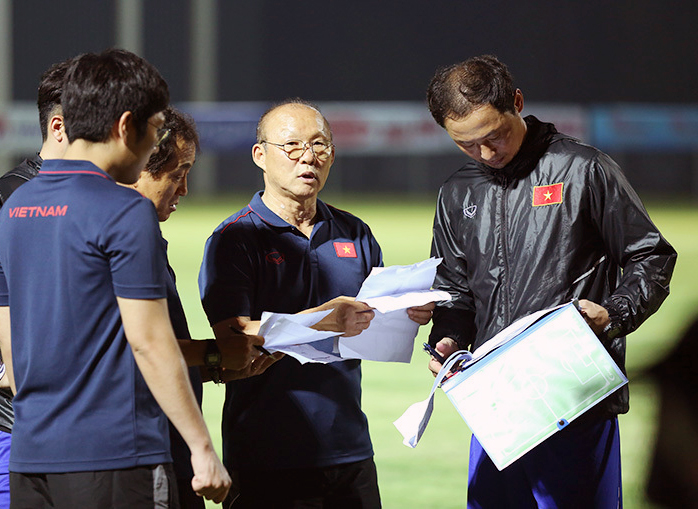 HLV Park Hang-seo gọi tên 31 tuyển thủ tập trung ĐT Việt Nam  - Ảnh 1.