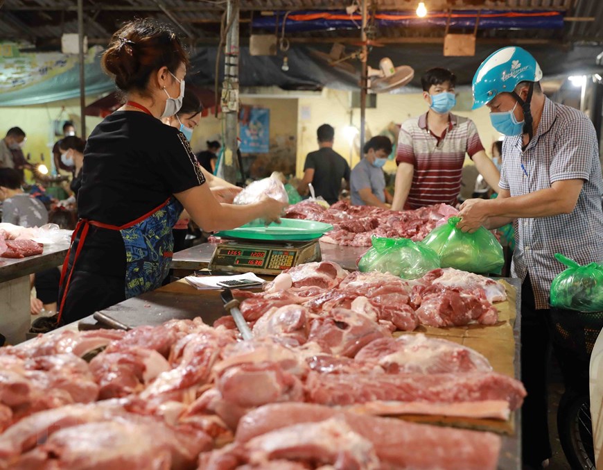 Chợ đầu mối Minh Khai cung cấp 450 tấn nông sản cho thị trường Thủ đô, không lo thiếu - Ảnh 4.