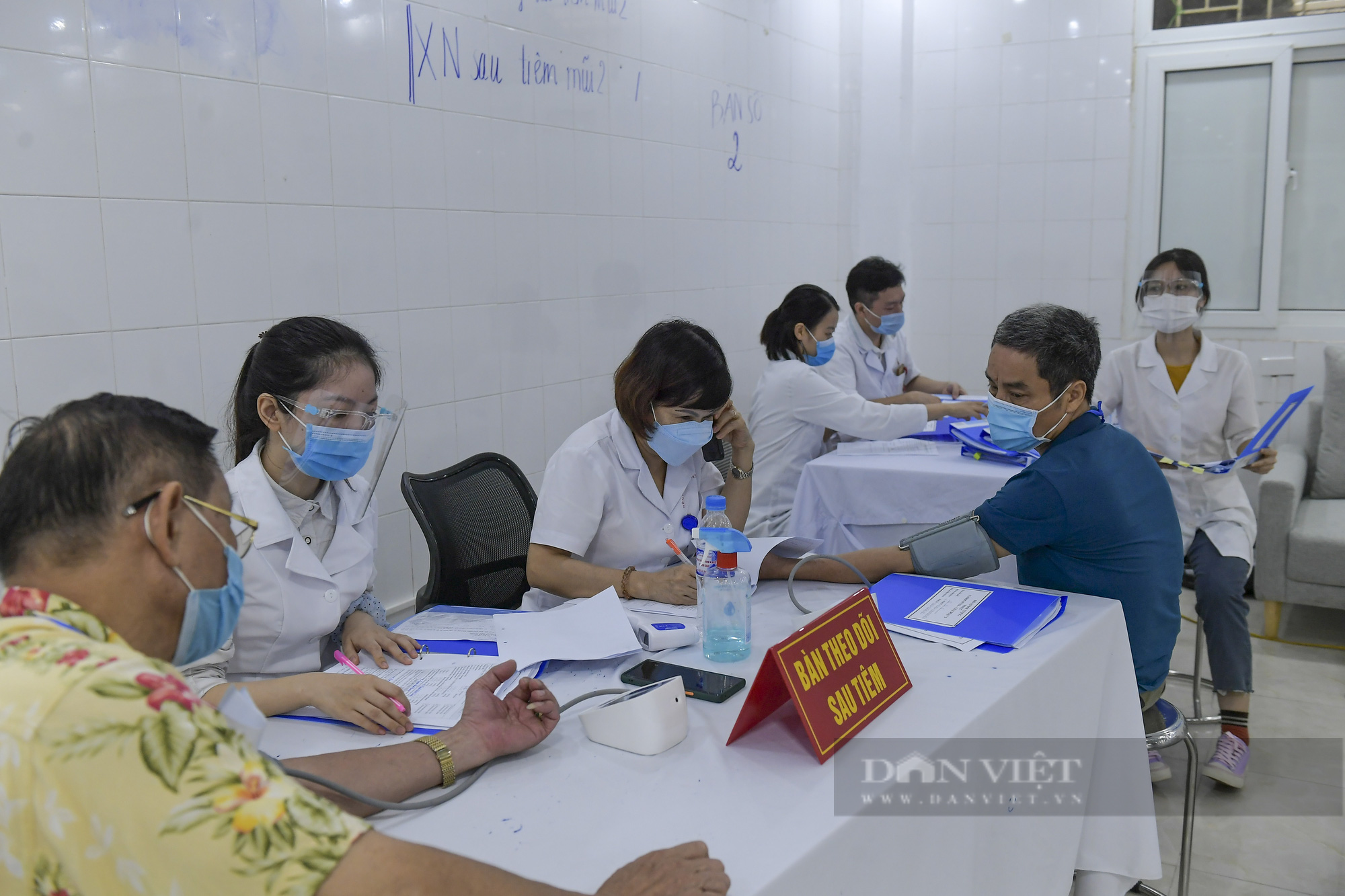 12.000 TNV tiêm thử nghiệm vaccine Nano Covax phòng Covid-19 mũi 2 giai đoạn 3 - Ảnh 5.