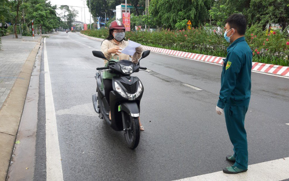 Từ ngày 28/7, người dân Bình Dương không được ra đường sau 18h