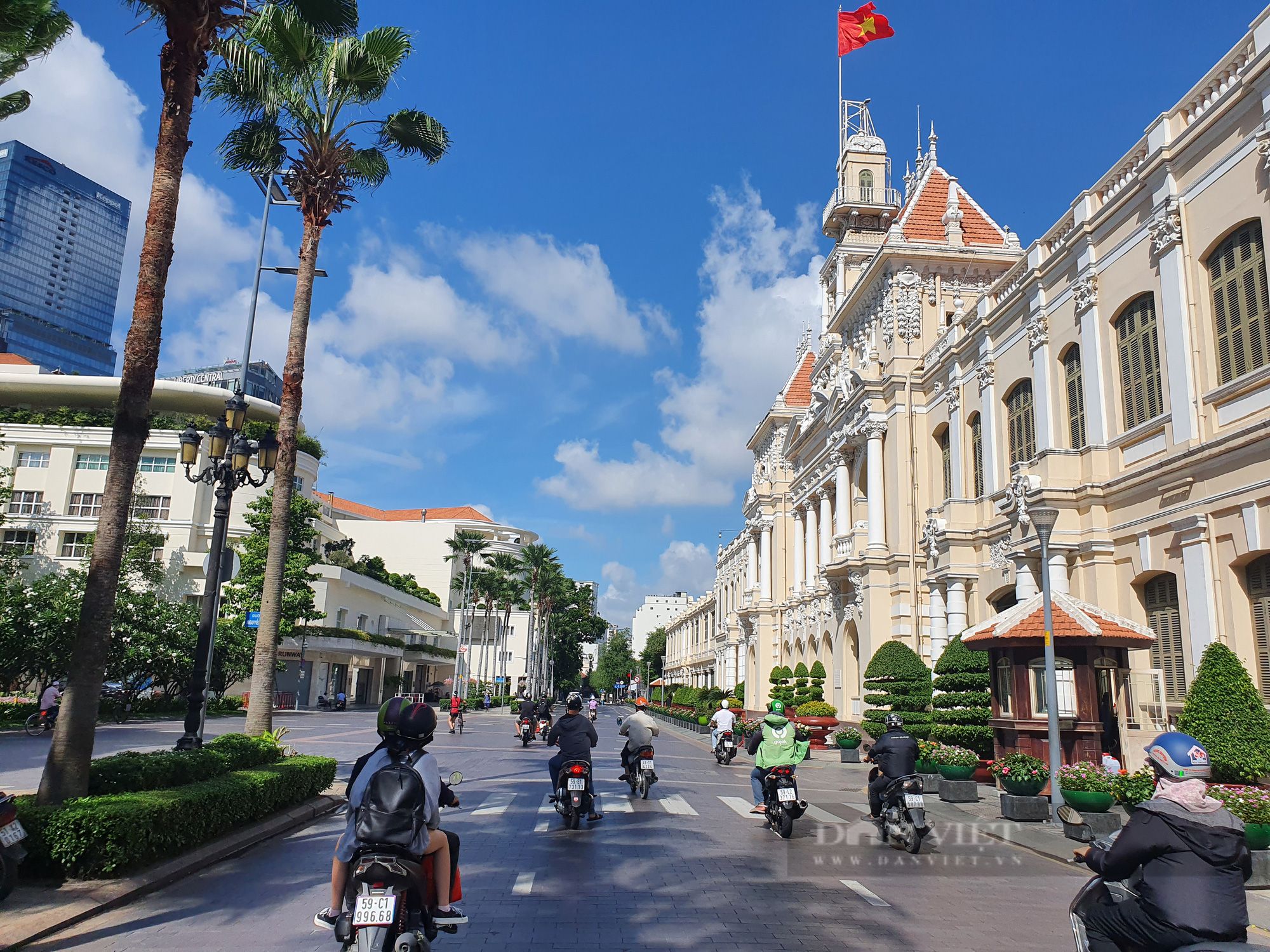 Muốn thúc đẩy tăng trưởng kinh tế cuối năm, chúng ta phải “ra tay” quyết liệt với các “điểm nghẽn” đầu tư công - Ảnh 17.