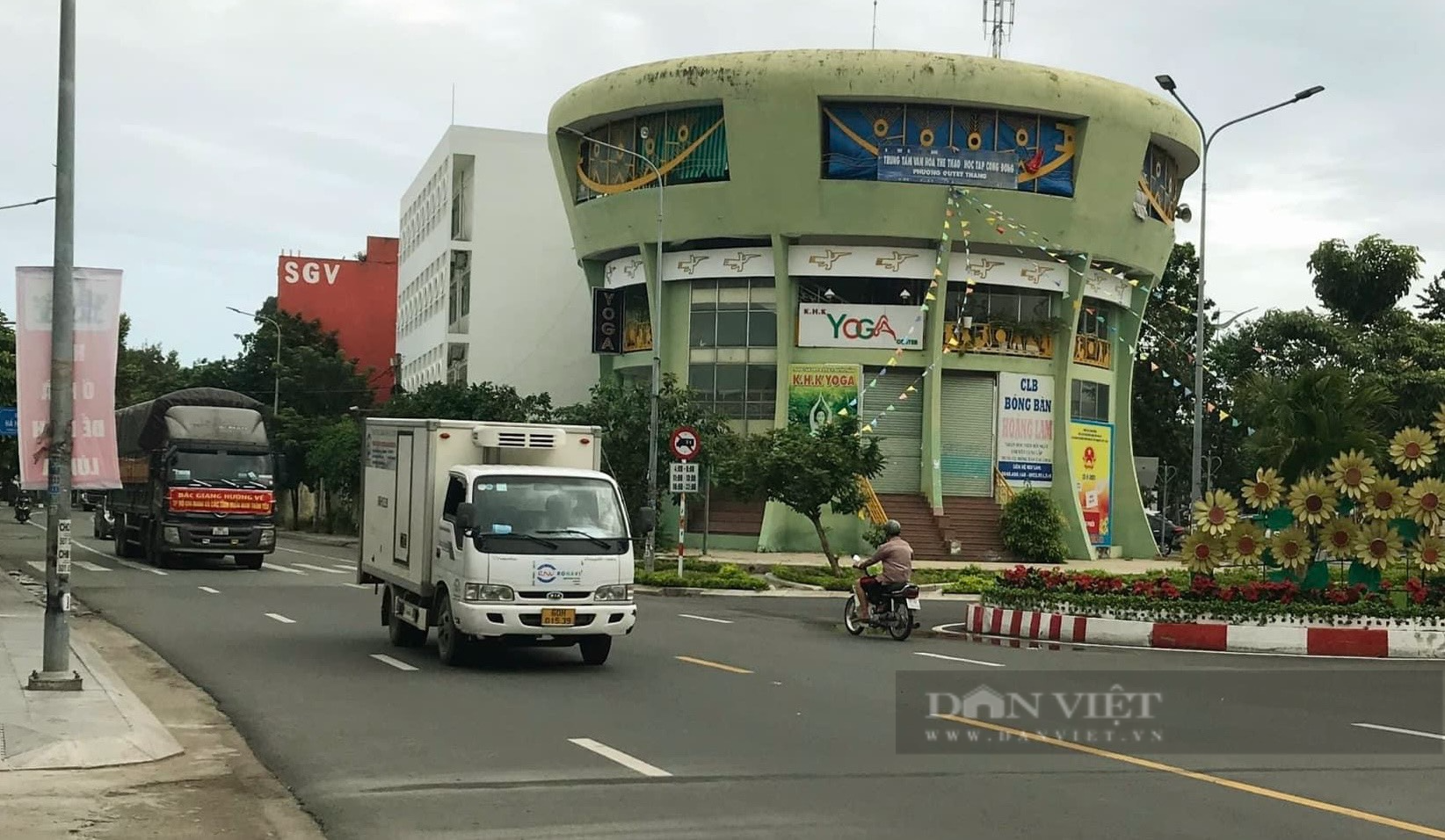 Bắc Giang cùng doanh nghiệp tặng cả trăm tấn nhu yếu phẩm, hàng hóa thiết yếu cho Đồng Nai - Ảnh 2.