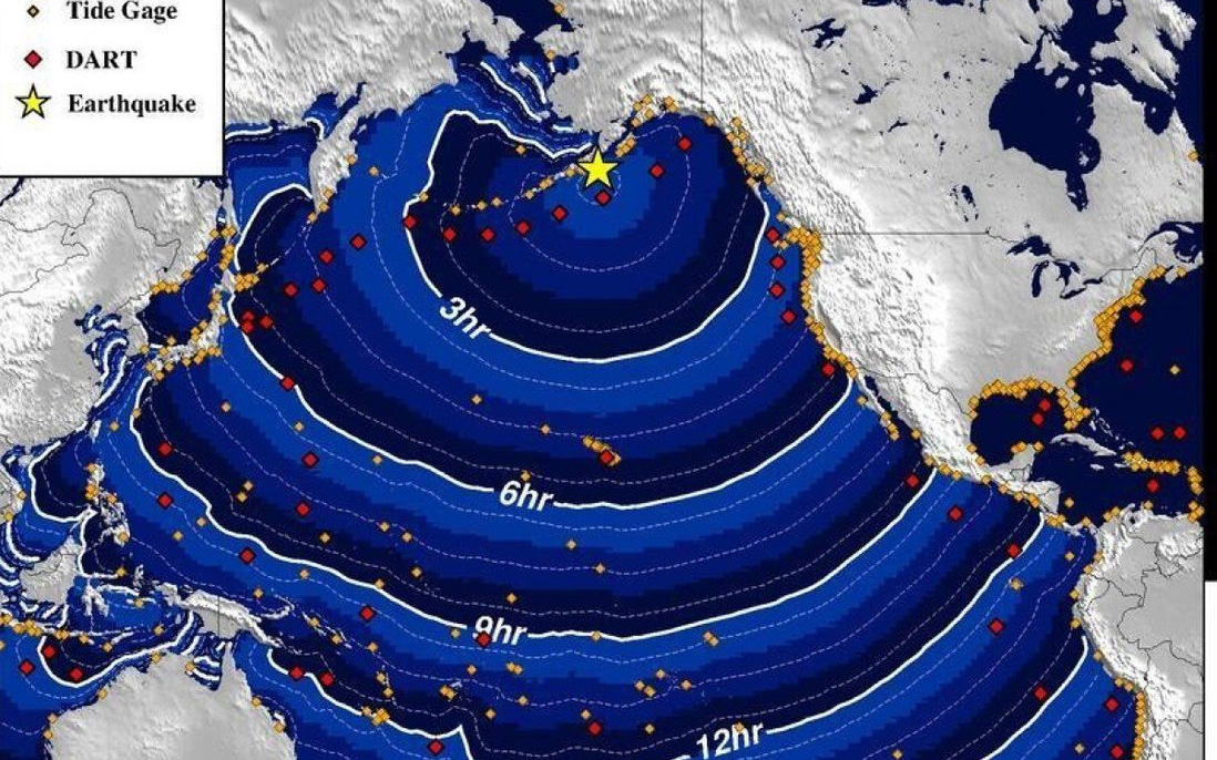 Nóng: Cảnh báo sóng thần sau trận động đất 8,2 độ Richter ngoài khơi Alaska