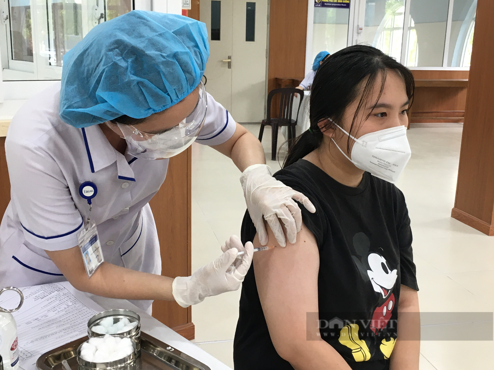 TP.HCM: Người không có hộ khẩu thành phố vẫn được tiêm vaccine Covid-19 - Ảnh 4.