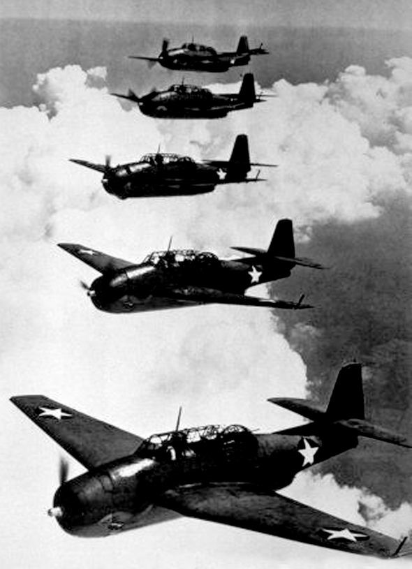 5 máy bay Mỹ mất tích không dấu vết tại khu vực Tam giác quỷ Bermuda - Ảnh 2.