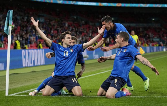 Đỗ Hùng Dũng chỉ ra ngôi sao quyết định Italia vs Tây Ban Nha - Ảnh 4.