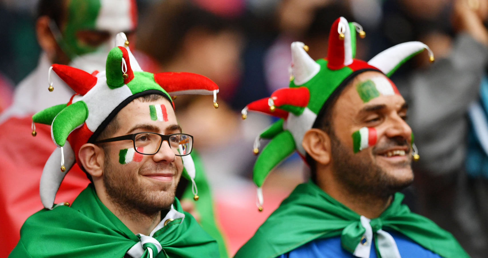 Những hình ảnh cuồng nhiệt của CĐV Italia trước trận &quot;thư hùng&quot; gặp Tây Ban Nha - Ảnh 5.