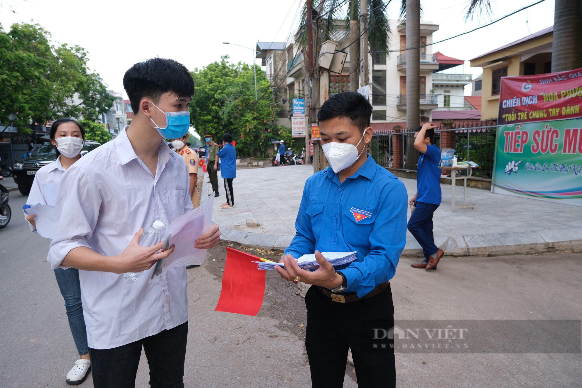 Bắc Giang: Thí sinh thi tốt nghiệp THPT có nguy cơ cao được ngồi phòng riêng biệt - Ảnh 5.