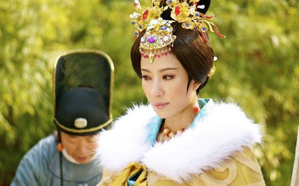 3 vị sủng phi có quyền lực cao nhất lịch sử Trung Quốc, đến Hoàng Hậu cũng phải ghen tỵ - Ảnh 2.