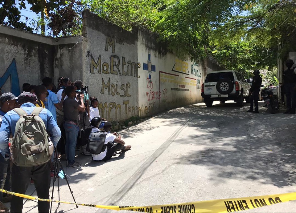 Bên ngoài dinh thự nơi tổng thống Haiti bị ám sát - Ảnh 5.