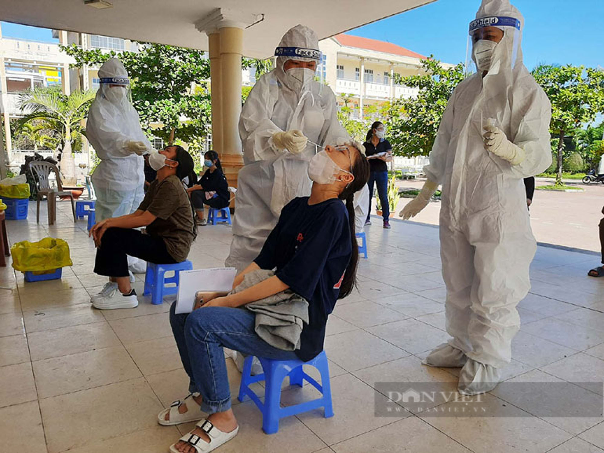 Phú Yên: 151 thí sinh thi tốt nghiệp THPT nghi ngờ nhiễm Covid-19, chỉ có 1 ca dương tính - Ảnh 2.