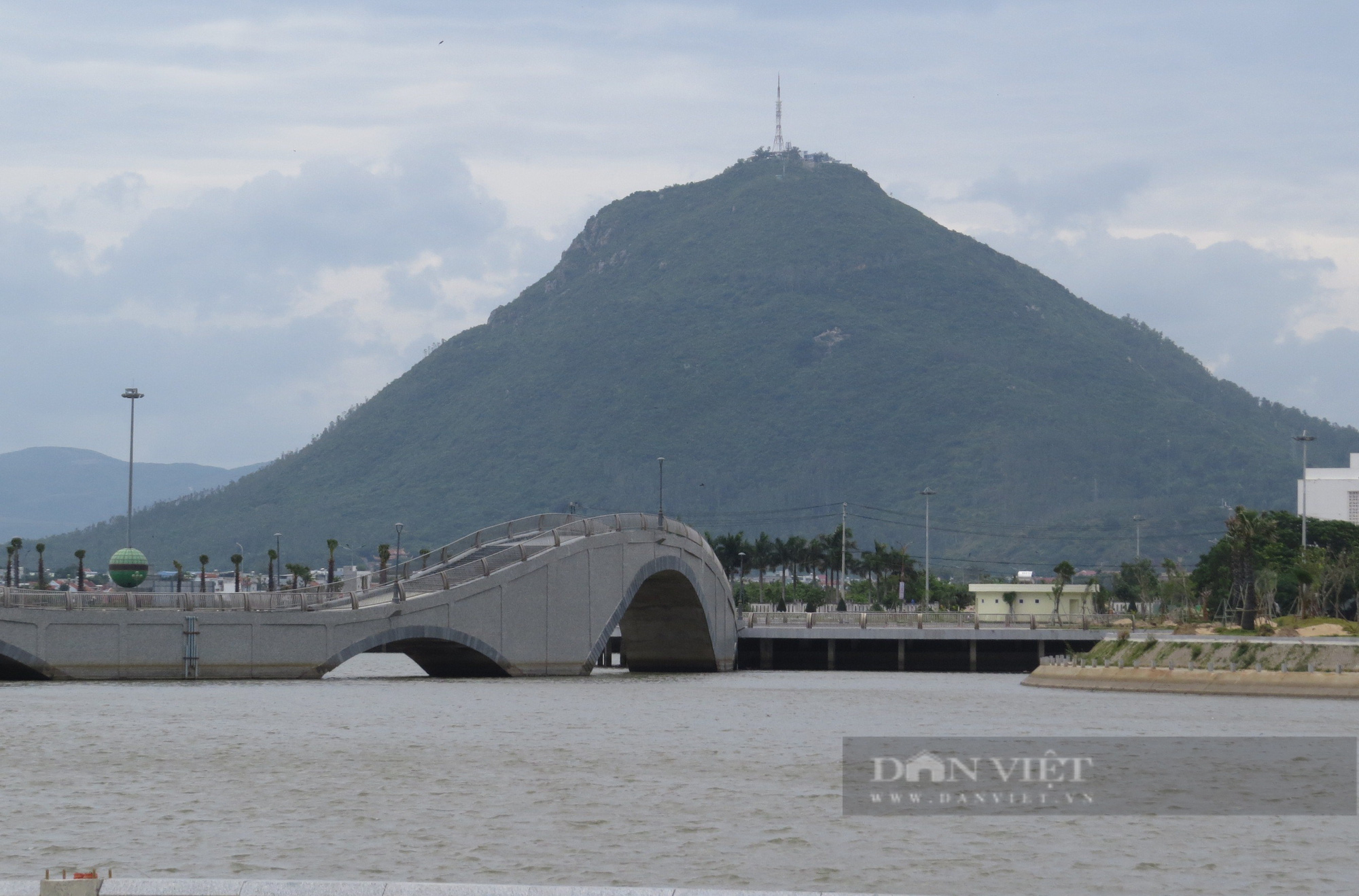 Phú Yên: Tạo động lực phát triển mới từ các dự án lớn - Ảnh 2.