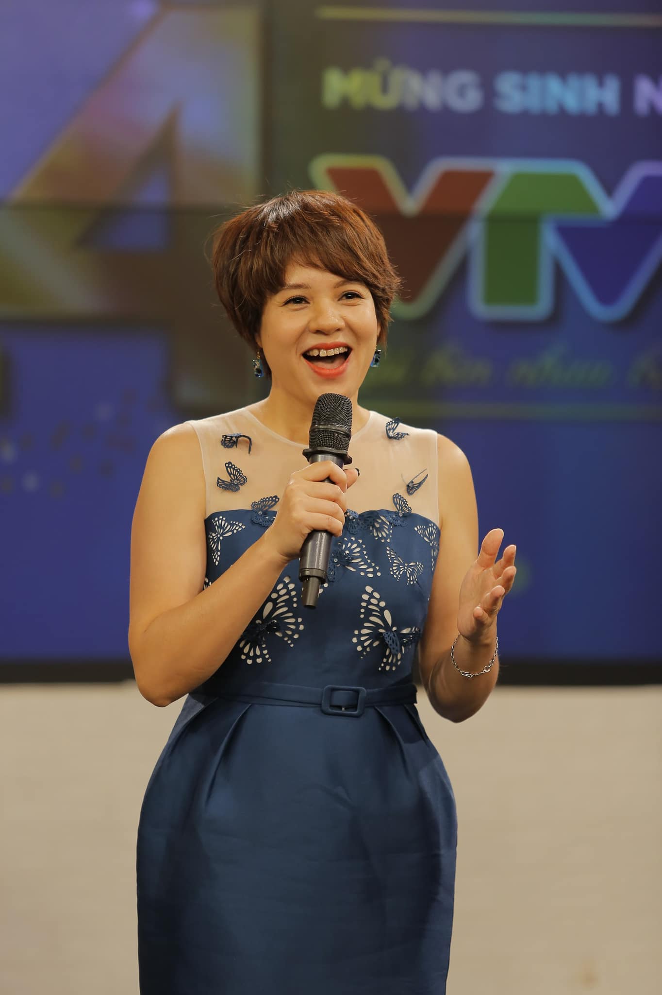 Diễm Quỳnh: Hành trình từ cô MC của tạp chí MTV tới vị trưởng ban U50 xinh đẹp, quyền lực - Ảnh 4.