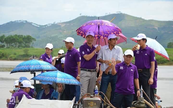  Kể chuyện làng: Nhớ bờ vai chai sạn của Thế!