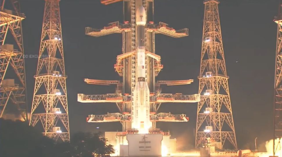 Tên lửa Ấn Độ gặp sự cố thảm khốc khi phóng vệ tinh theo dõi Trái đất - Ảnh 1.