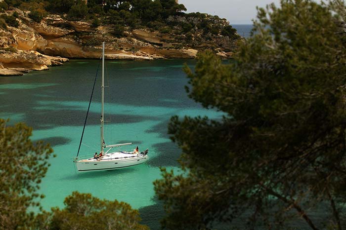 Tây Ban Nha: “Điểm nóng tiệc tùng điên cuồng” Magaluf “hạ nhiệt” khiến khách du lịch bất ngờ - Ảnh 1.