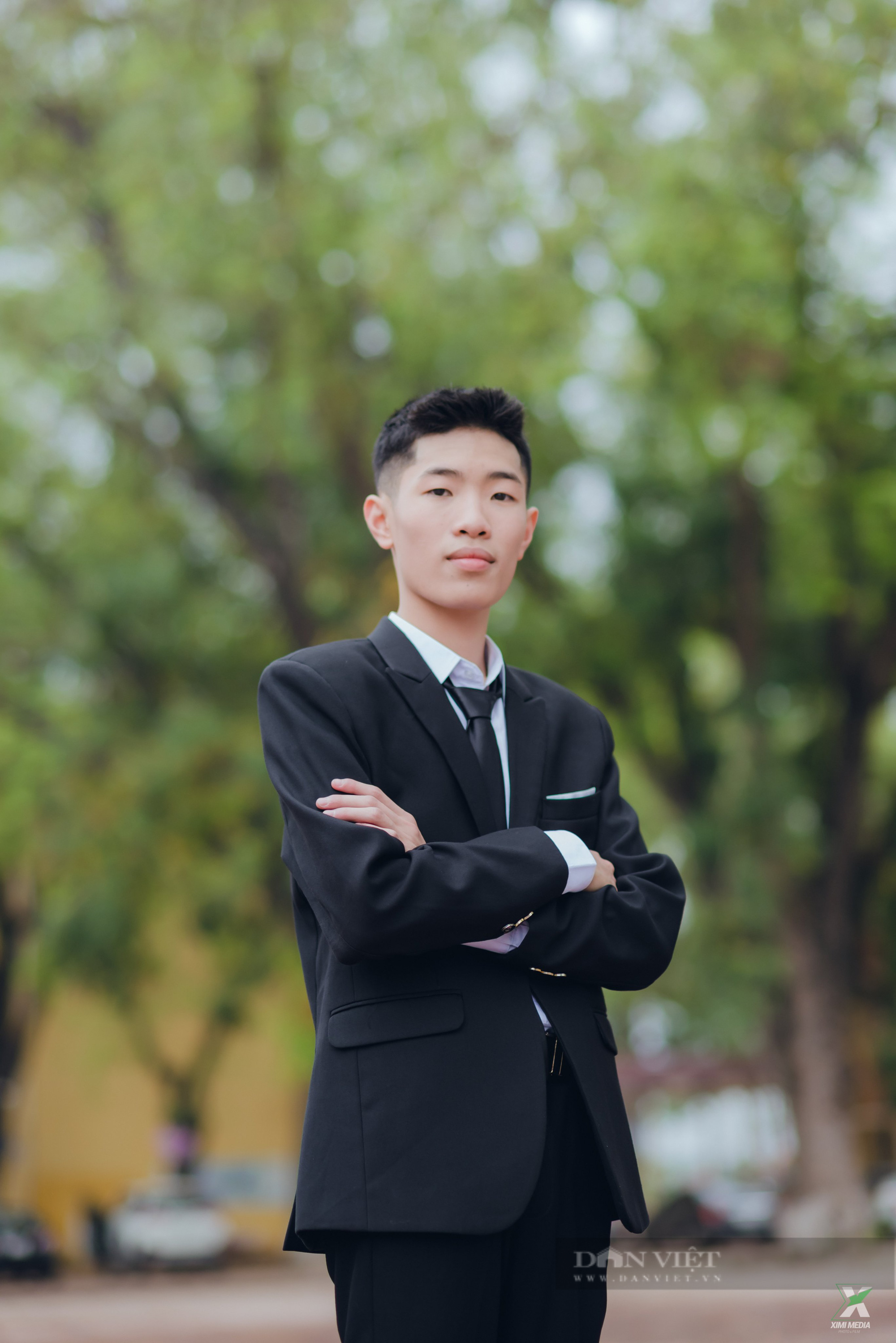 Thủ khoa khối A tốt nghiệp THPT đợt 2: &quot;Người em ngưỡng mộ là CEO BKAV Nguyễn Tử Quảng&quot; - Ảnh 1.