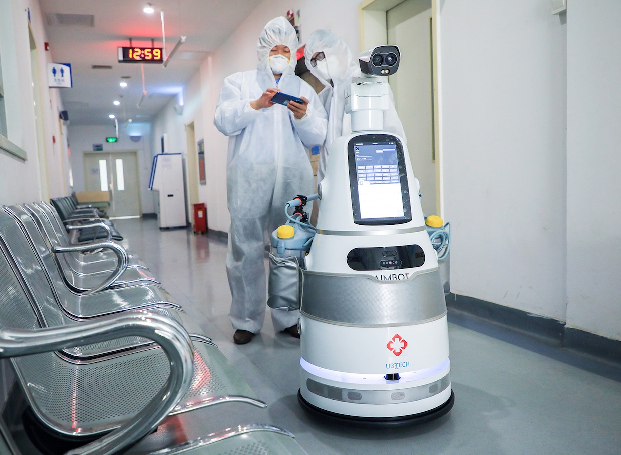 Robot làm sạch giảm nhiễm trùng trong bệnh viện và không gian công cộng. Ảnh: @Pixabay.