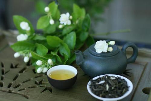 Loại hoa phổ biến mang đi pha trà uống có tác dụng chống lão hóa cực mạnh