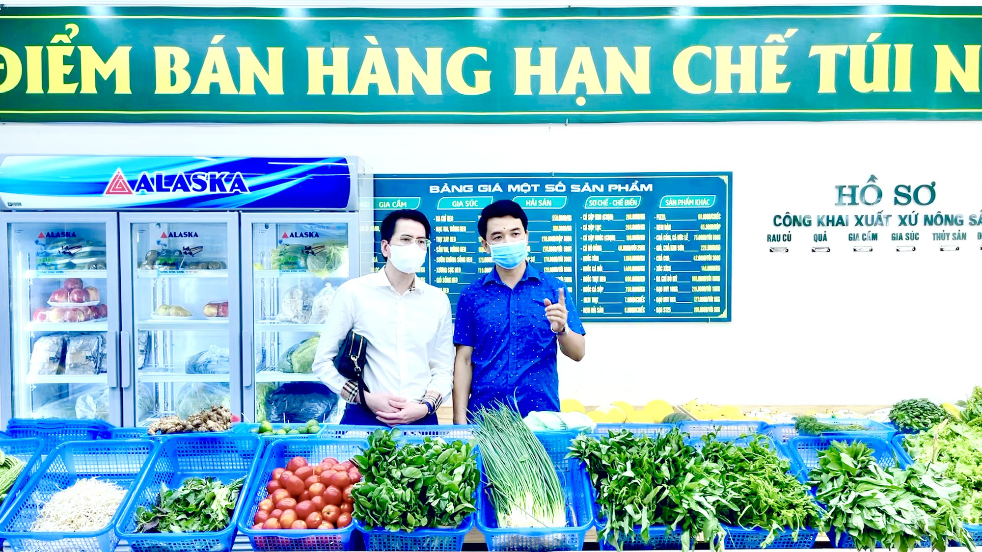 Nhiều cửa hàng nông sản an toàn của Hội Nông dân tỉnh Ninh Bình hoạt động hiệu quả, là lựa chọn của người tiêu dùng - Ảnh 3.