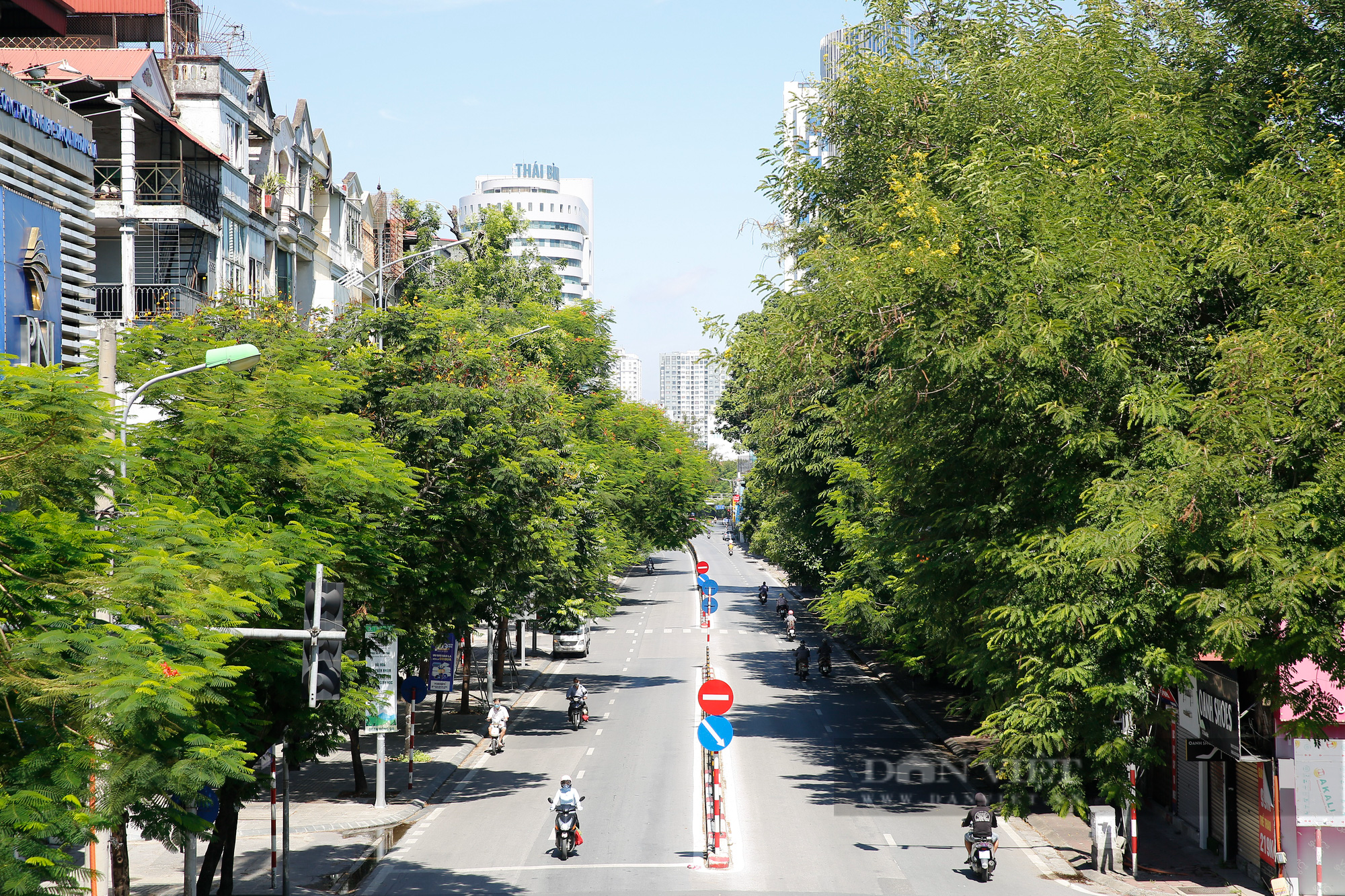 Cận cảnh tuyến phố có giá nhà đất tăng, giảm bất thường tại Hà Nội - Ảnh 12.