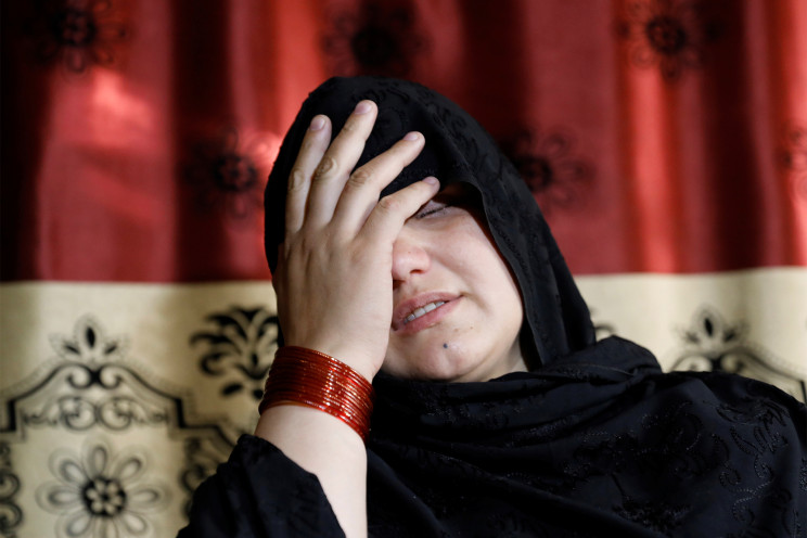 Hãi hùng lời kể của người phụ nữ bị Taliban khoét mắt, bắn 8 phát đạn vì đi làm - Ảnh 1.