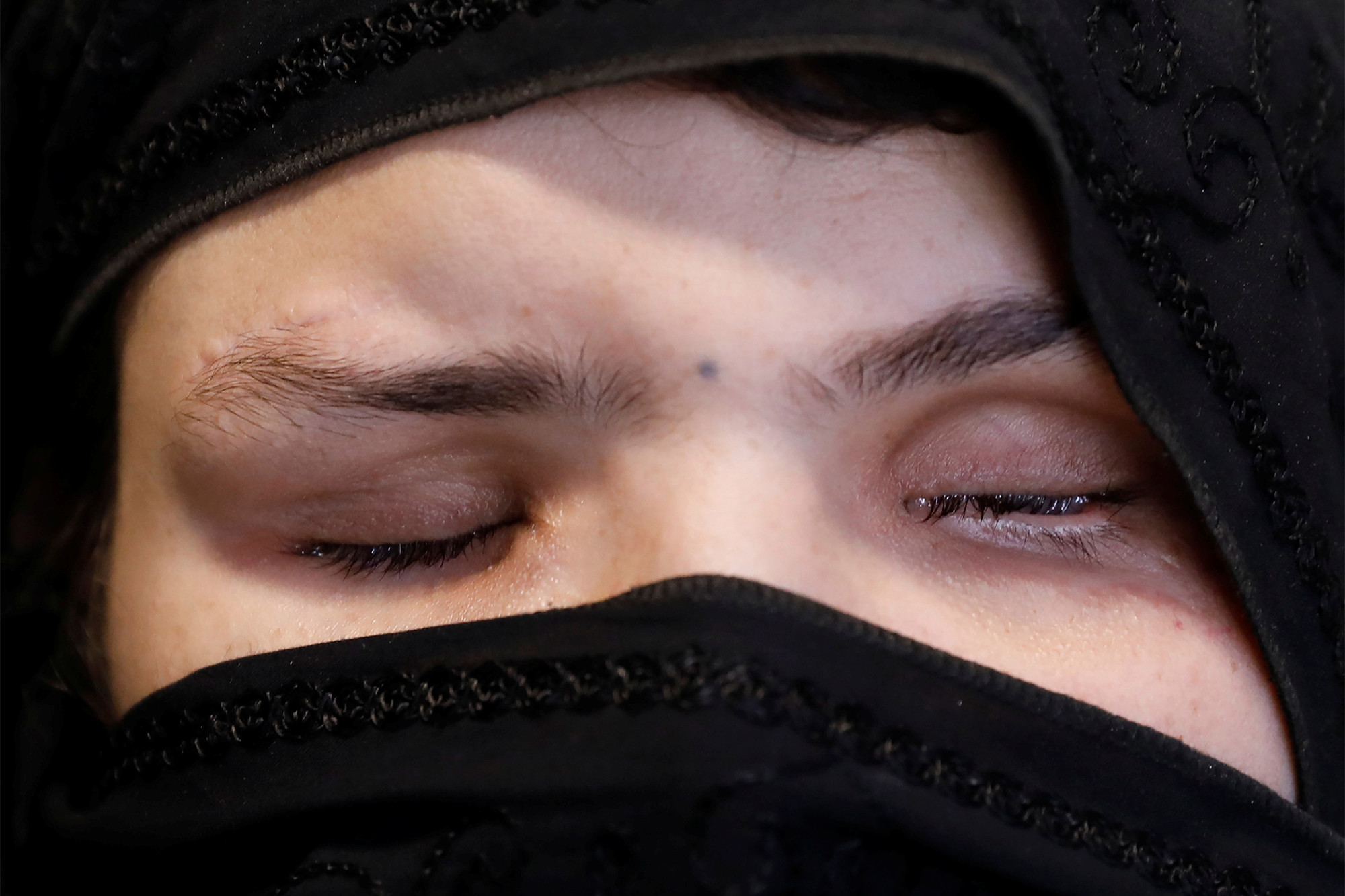 Hãi hùng lời kể của người phụ nữ bị Taliban khoét mắt, bắn 8 phát đạn vì đi làm - Ảnh 2.