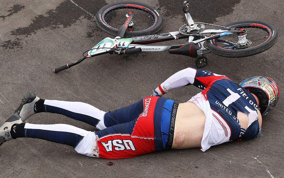 Nhà vô địch Olympic gặp tai nạn, bị xuất huyết não, gãy xương sườn, dập phổi