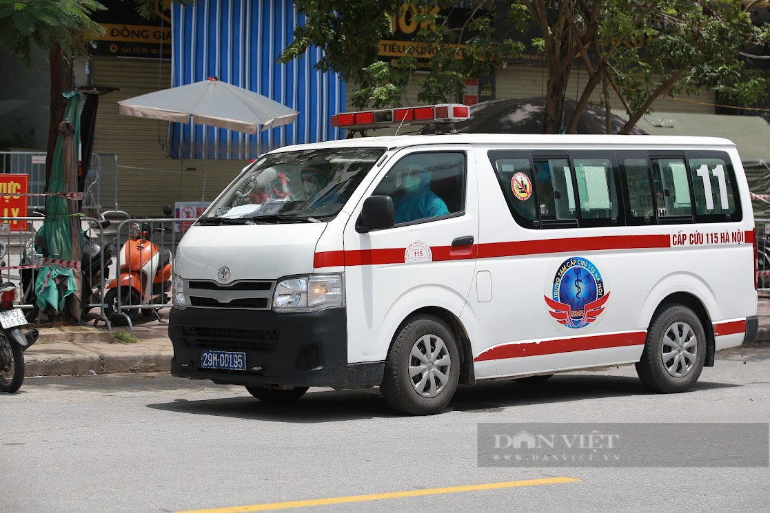 Thêm 13 ca dương tính SARS-CoV-2 tại chung cư Linh Đàm, Hà Nội tổng lực xét nghiệm, truy vết người tiếp xúc - Ảnh 5.