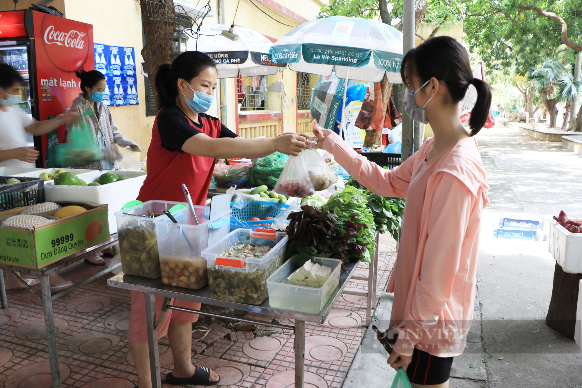 Cuộc sống sinh viên Hà Nội những ngày giãn cách xã hội: &quot;Thực phẩm luôn đủ, em yên tâm ở tại phòng trọ&quot;  - Ảnh 3.