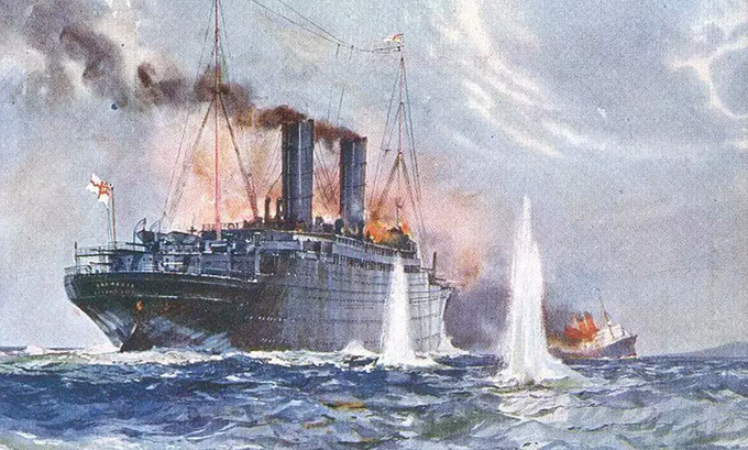 Đóng giả tàu địch, chiến hạm Đức bị đánh chìm, không ai sống sót - Ảnh 2.