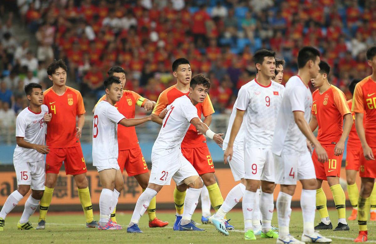 Tin sáng (21/8): &quot;ĐT Việt Nam thắng Trung Quốc cả 2 trận là... chuyện thường&quot; - Ảnh 1.