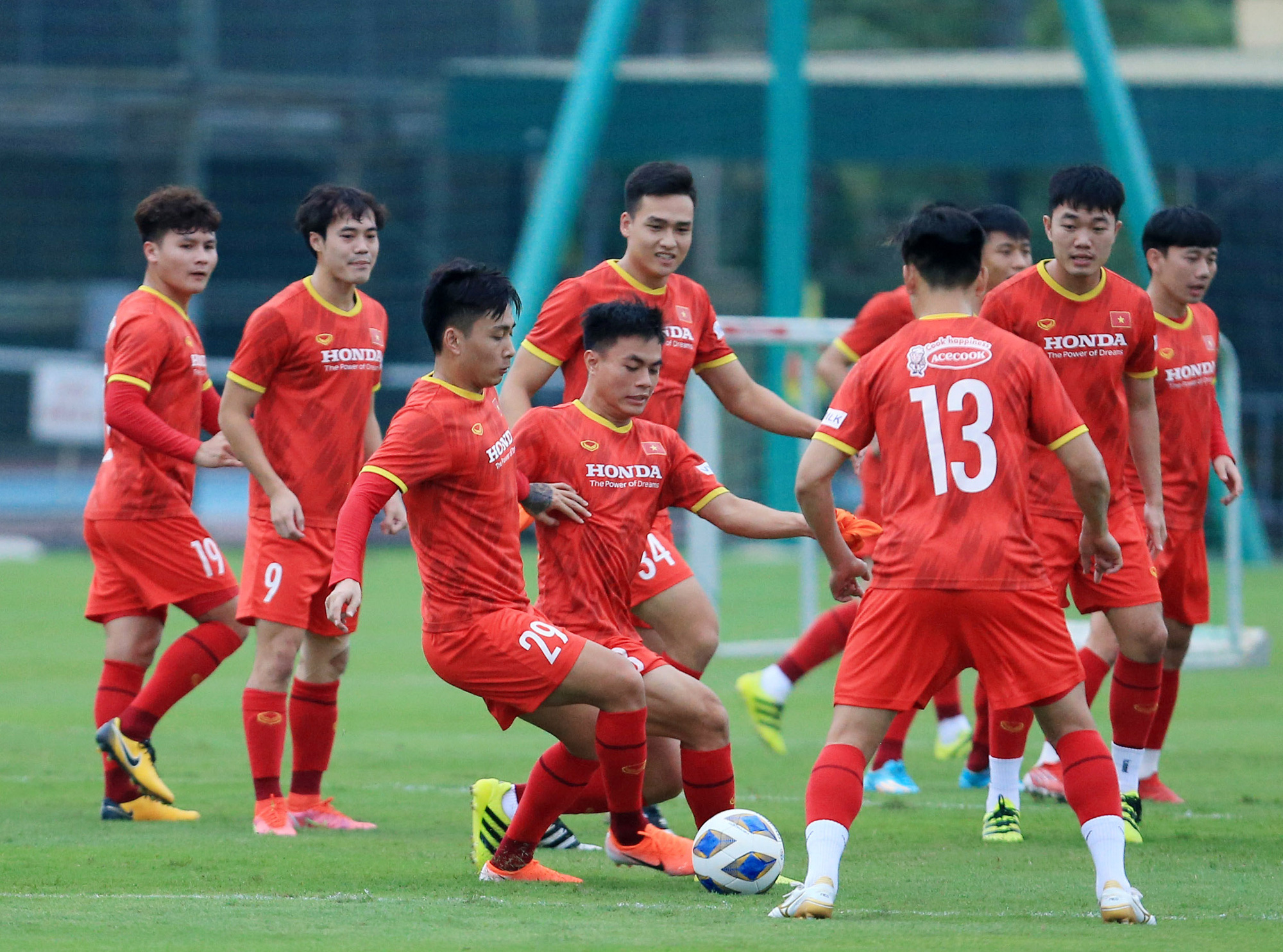 Xem ĐT Việt Nam thi đấu vòng loại World Cup 2022 trên kênh nào? - Ảnh 1.