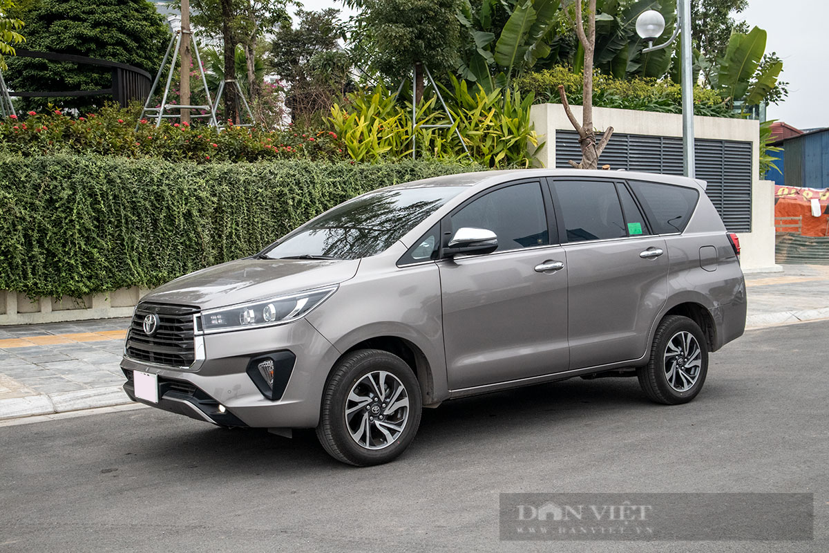 Toyota Innova 2021 lộ diện thiết kế mới  Thay đổi để đánh bại XPander 2020   YouTube