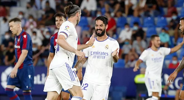 Real Madrid hòa nghẹt thở với Levante, HLV Ancelotti bào chữa thế nào? - Ảnh 1.