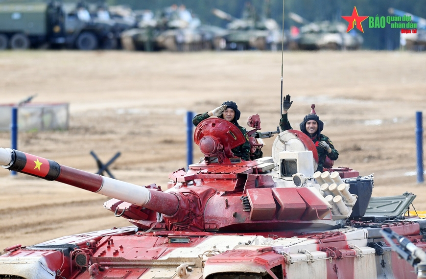 Xe tăng Việt Nam - Đây là một trong những hình ảnh đầy quyền lực của quân đội và công nghệ Việt Nam. Những chiếc xe tăng hiện đại này là minh chứng cho sự phát triển không ngừng của quân đội Việt Nam. Hãy xem hình ảnh để cảm nhận sức mạnh và chuyên nghiệp của xe tăng Việt Nam.