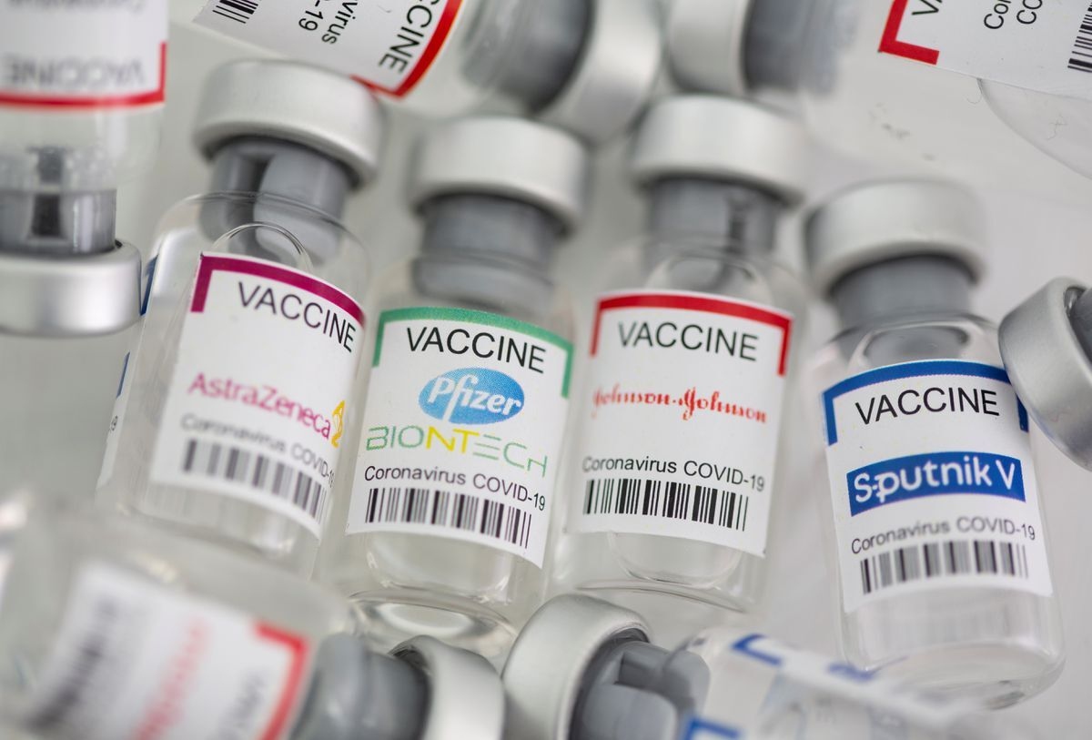 Việt Nam đã nhận được 23 triệu liều vaccine Covid-19 - Ảnh 1.
